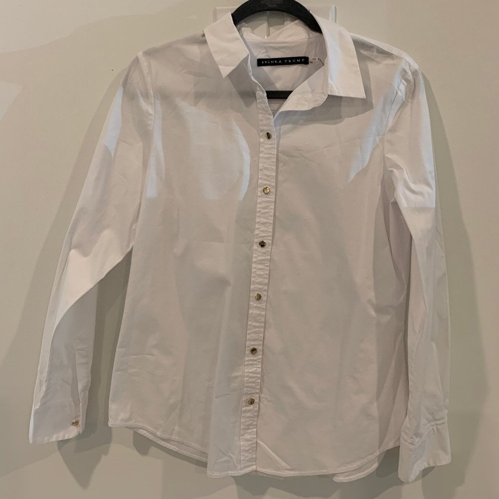 Ivanka Trump Brand White  button-up Size M